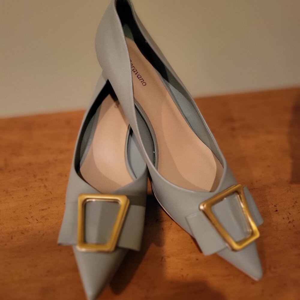 Vizzano Light Gray Pointed Flats with Gold Buckle